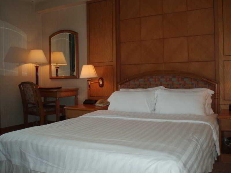 Gardford International Hotel Гуанчжоу Экстерьер фото